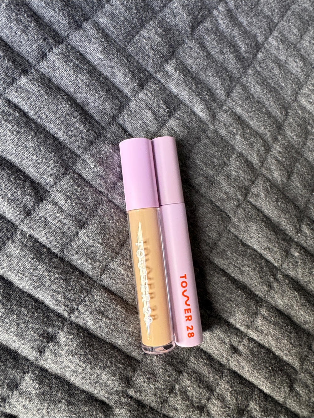 Tower 28 serum concealer 6.0 IE , Make Waves mascara in Drift.